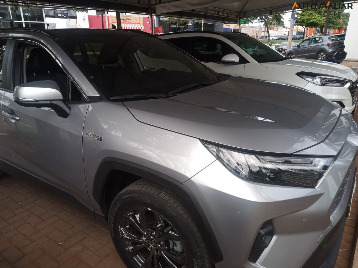 TOYOTA RAV4 2.5 VVT-IE HYBRID SX CONNECT AWD CVT