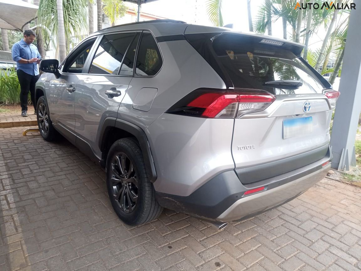 TOYOTA RAV4 2.5 VVT-IE HYBRID SX CONNECT AWD CVT