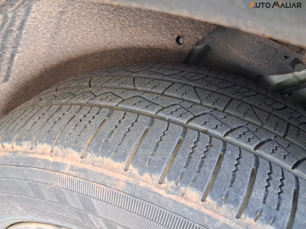 LAND ROVER DISCOVERY SPORT 2.0 16V TD4 TURBO DIESEL SE 4P AUTOM&Aacute;TICO