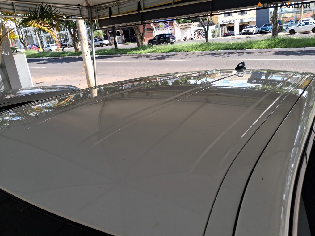 LAND ROVER DISCOVERY SPORT 2.0 16V TD4 TURBO DIESEL SE 4P AUTOM&Aacute;TICO