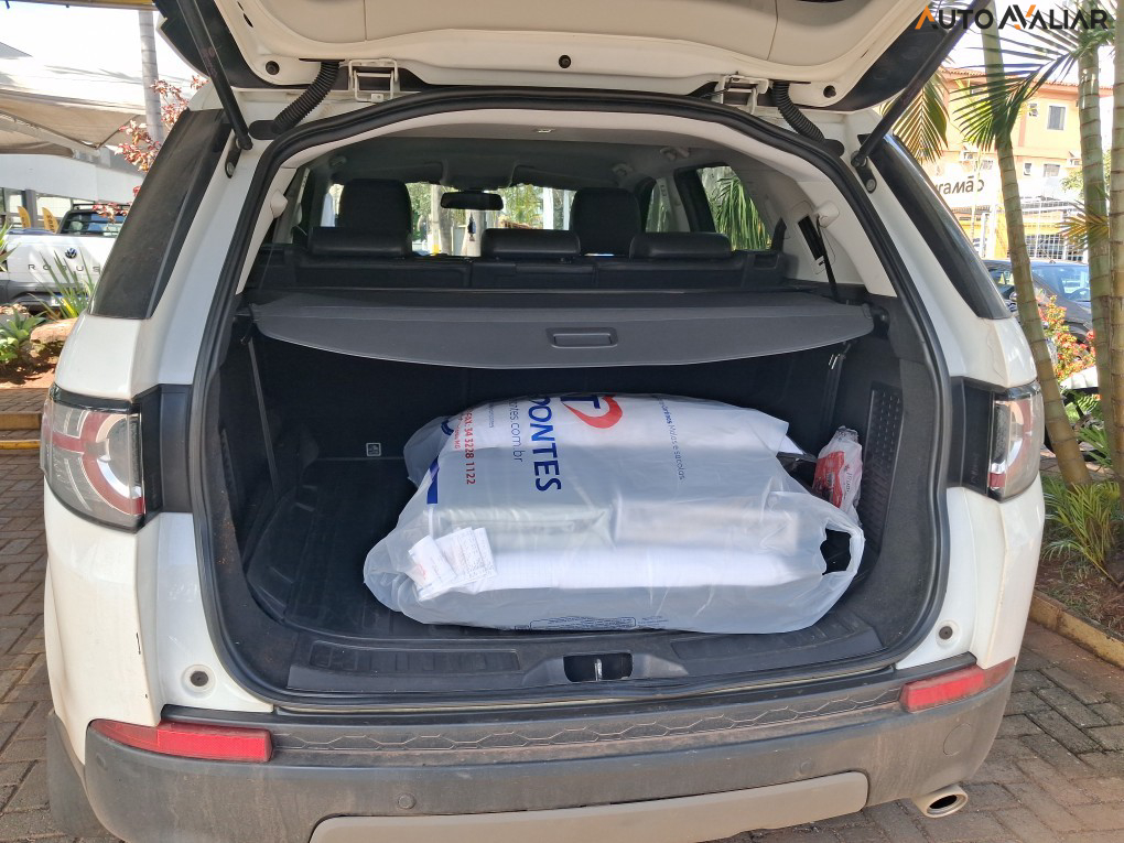 LAND ROVER DISCOVERY SPORT 2.0 16V TD4 TURBO DIESEL SE 4P AUTOM&Aacute;TICO