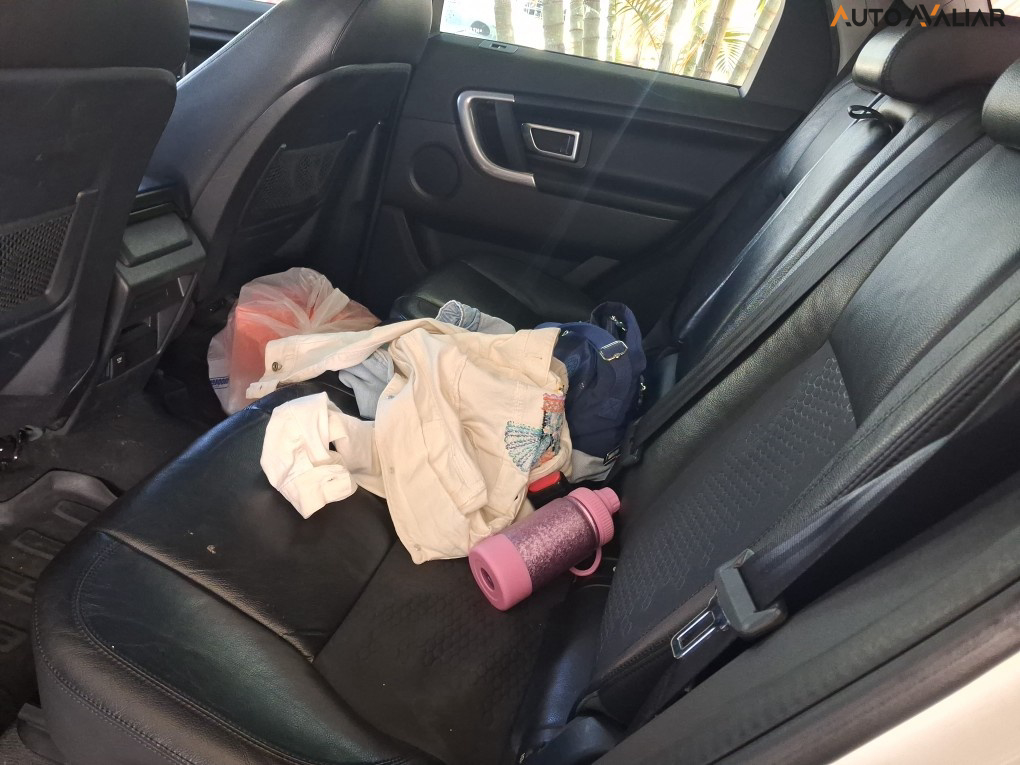 LAND ROVER DISCOVERY SPORT 2.0 16V TD4 TURBO DIESEL SE 4P AUTOM&Aacute;TICO