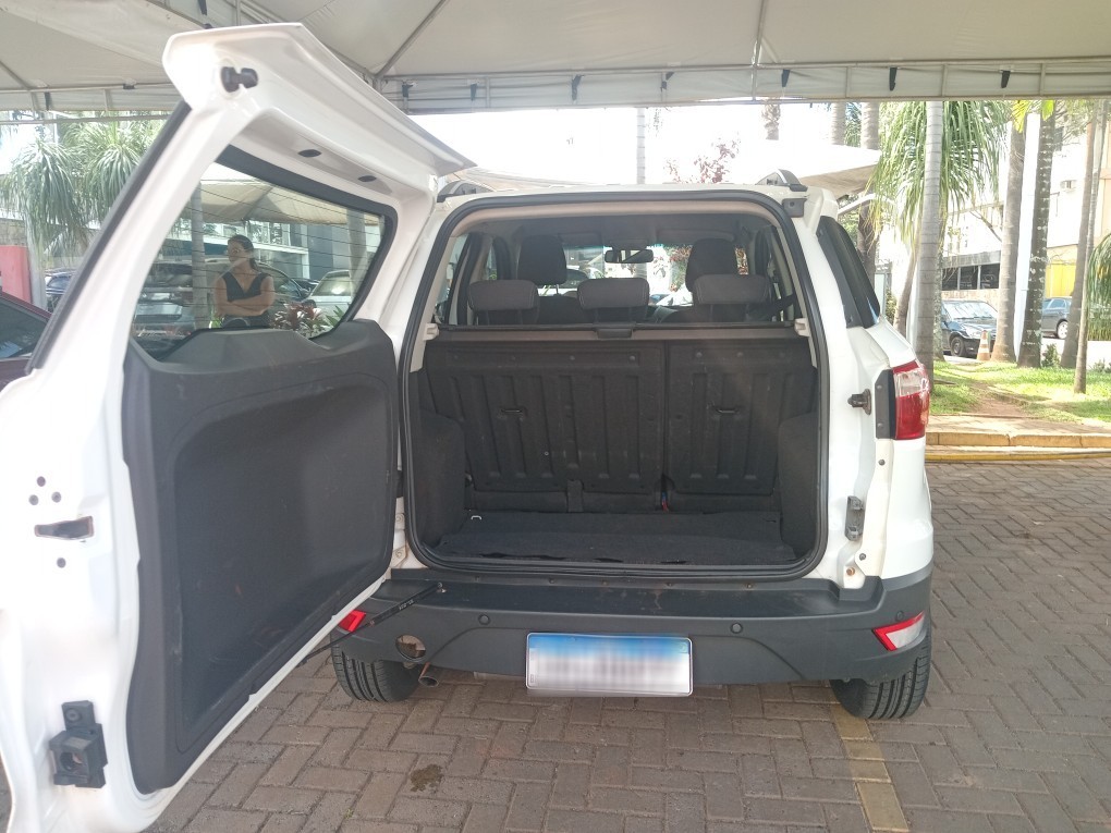 FORD ECOSPORT 2.0 TITANIUM 16V FLEX 4P AUTOMATICO