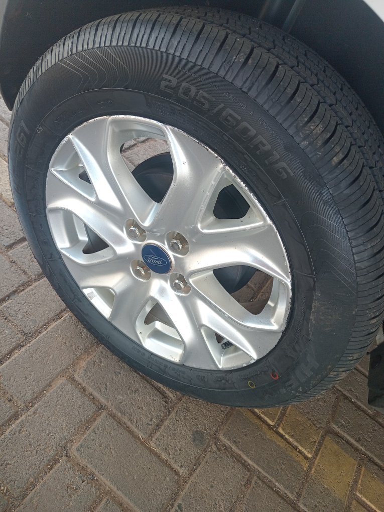 FORD ECOSPORT 2.0 TITANIUM 16V FLEX 4P AUTOMATICO