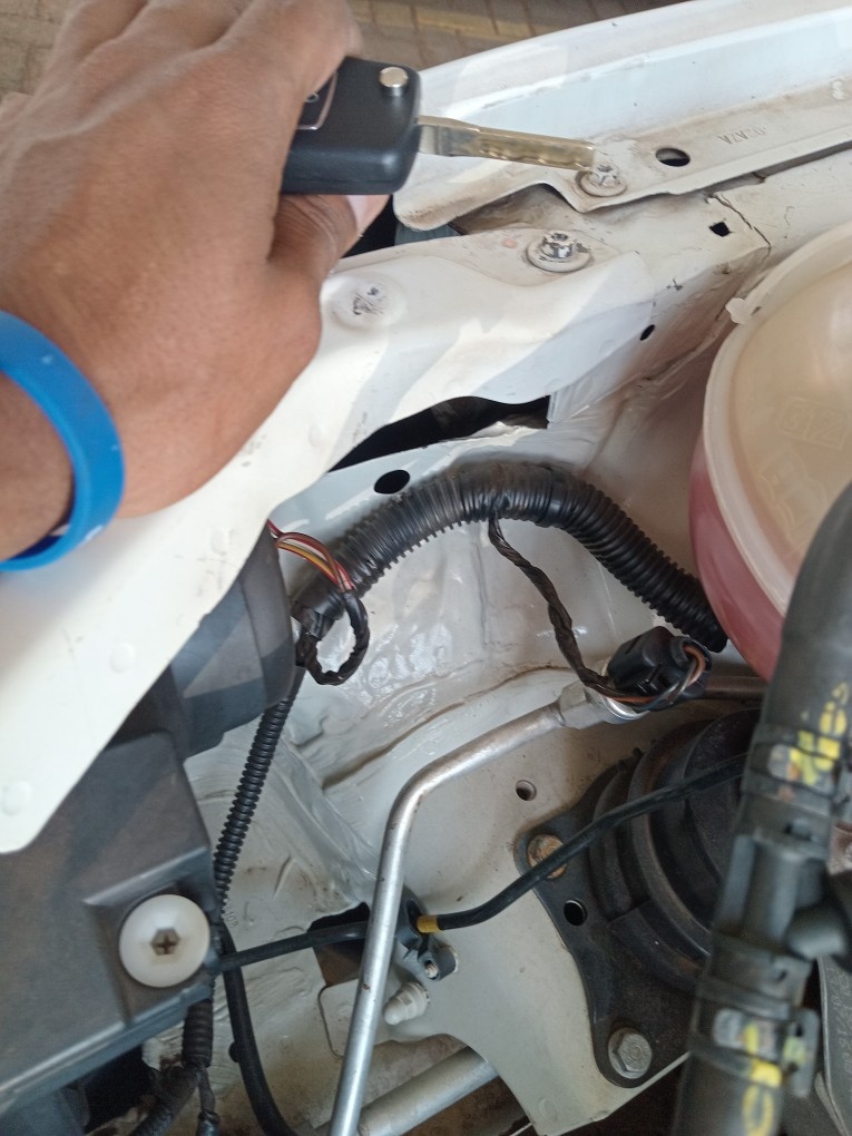 VOLKSWAGEN GOL 1.0 12V MPI TOTALFLEX TRENDLINE 4P MANUAL