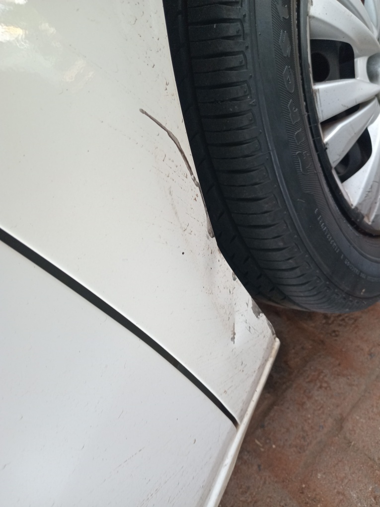 VOLKSWAGEN GOL 1.0 12V MPI TOTALFLEX TRENDLINE 4P MANUAL