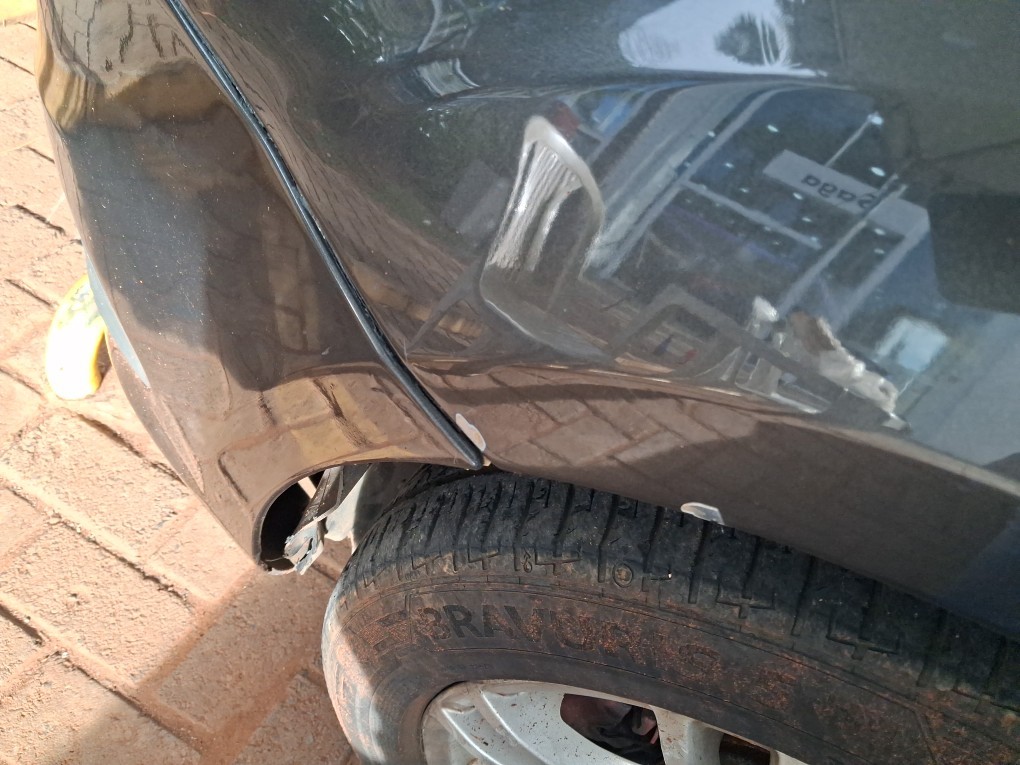 FORD FOCUS 2.0 GLX 16V FLEX 4P AUTOMATICO