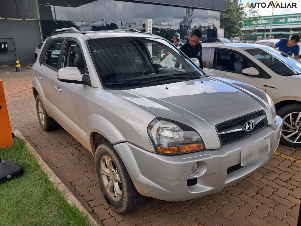 HYUNDAI TUCSON 2.0 MPFI GLS 16V 143CV 2WD FLEX 4P AUTOMATICO