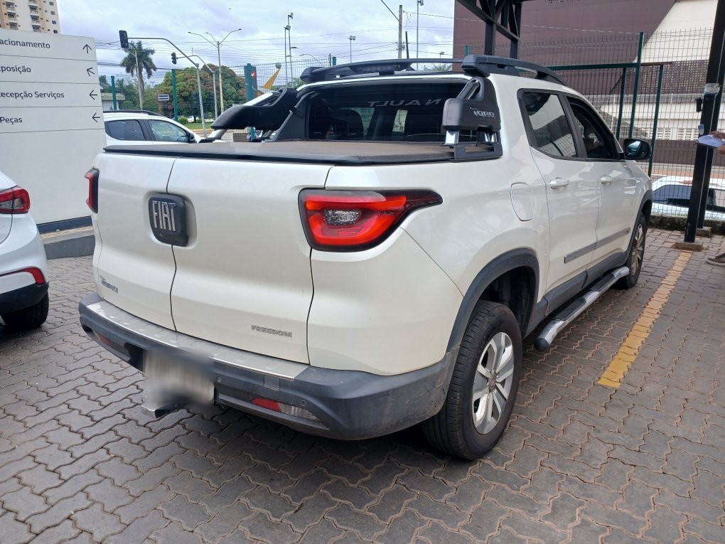 FIAT TORO 1.8 16V EVO FLEX FREEDOM AT6