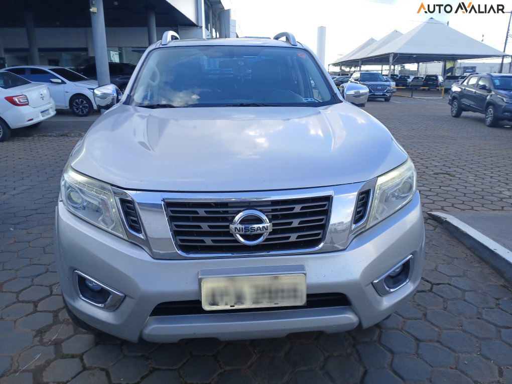 NISSAN FRONTIER 2.3 16V TURBO DIESEL LE CD 4X4 AUTOMATICO