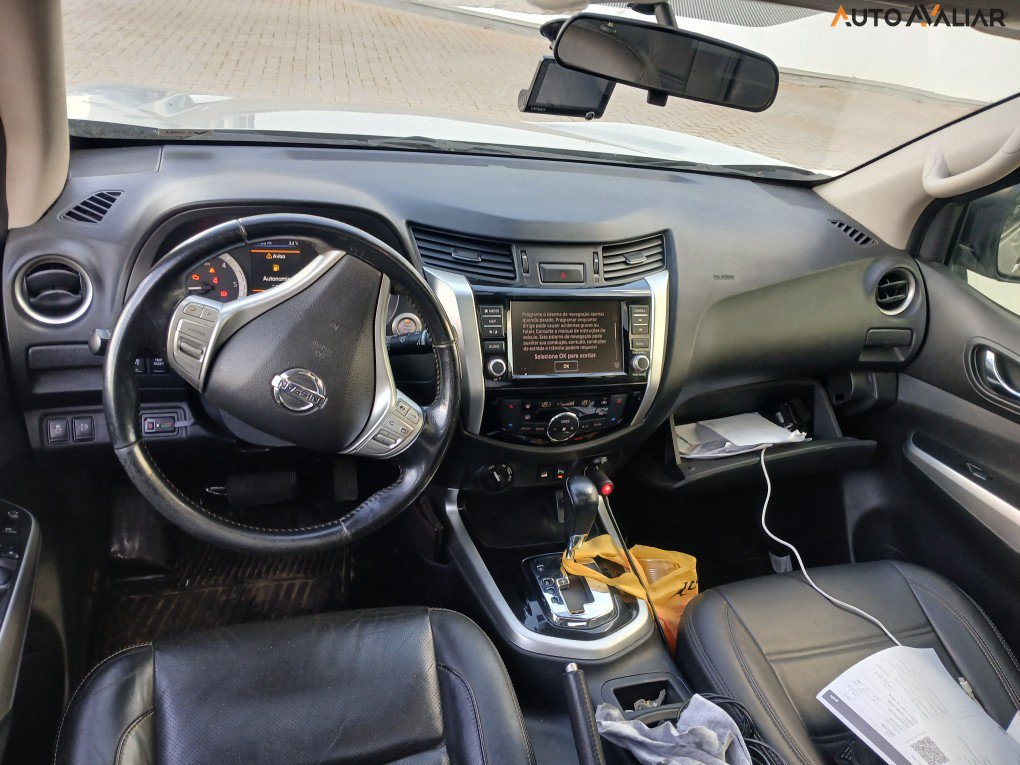 NISSAN FRONTIER 2.3 16V TURBO DIESEL LE CD 4X4 AUTOMATICO