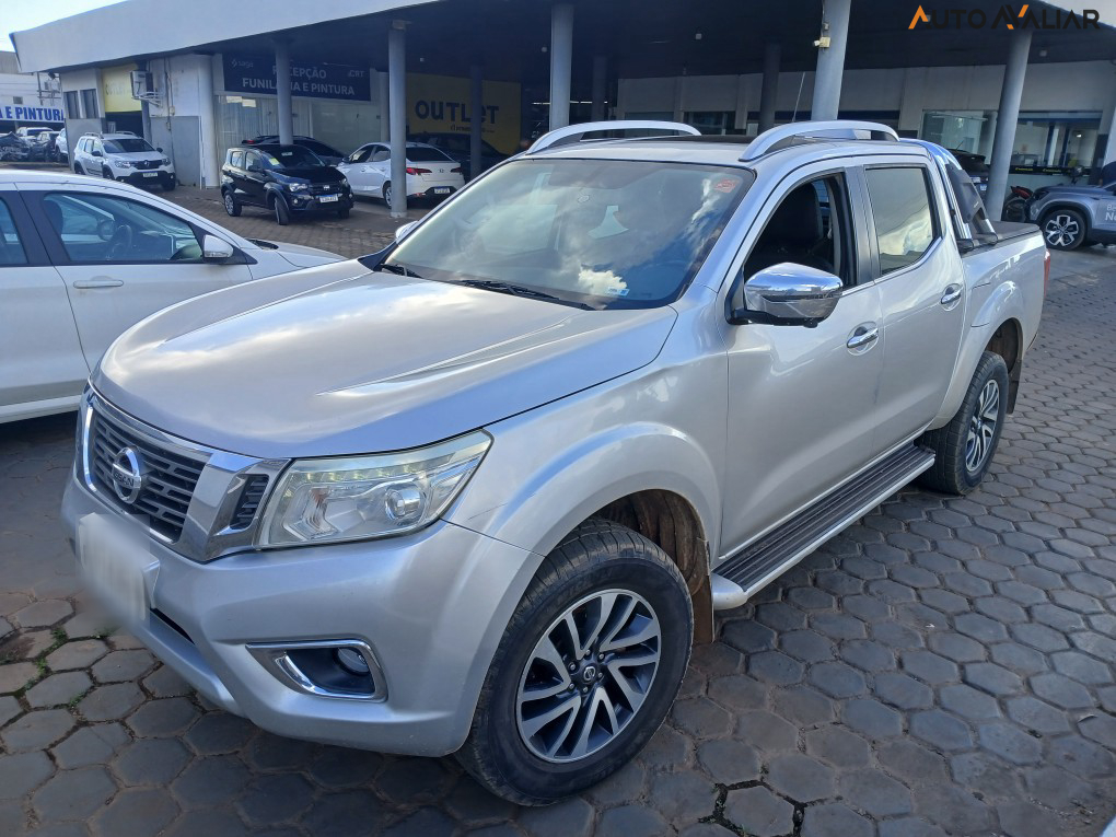NISSAN FRONTIER 2.3 16V TURBO DIESEL LE CD 4X4 AUTOMATICO