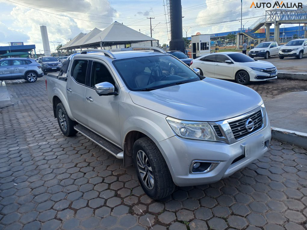 NISSAN FRONTIER 2.3 16V TURBO DIESEL LE CD 4X4 AUTOMATICO