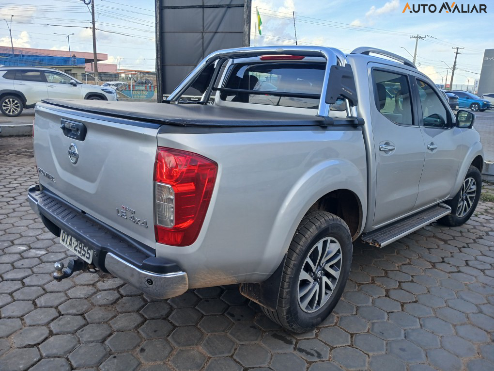 NISSAN FRONTIER 2.3 16V TURBO DIESEL LE CD 4X4 AUTOMATICO