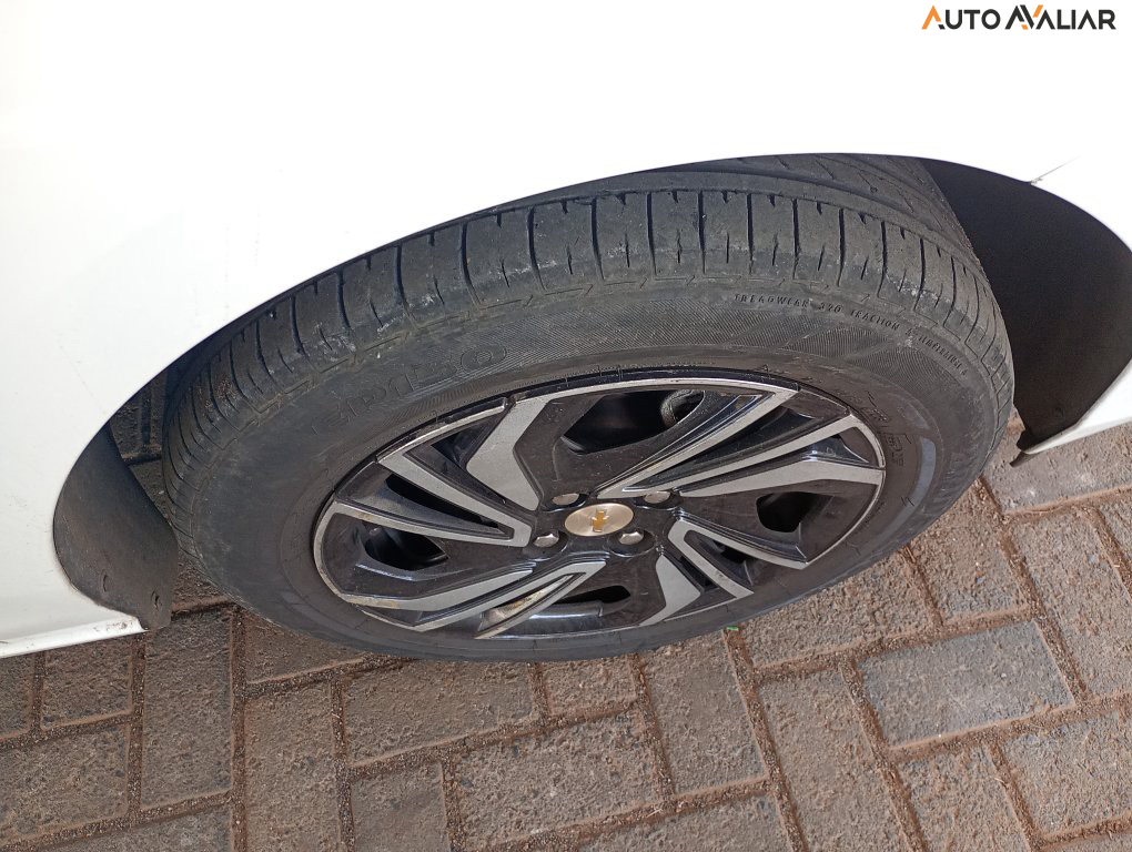 CHEVROLET ONIX 1.0 FLEX LT MANUAL