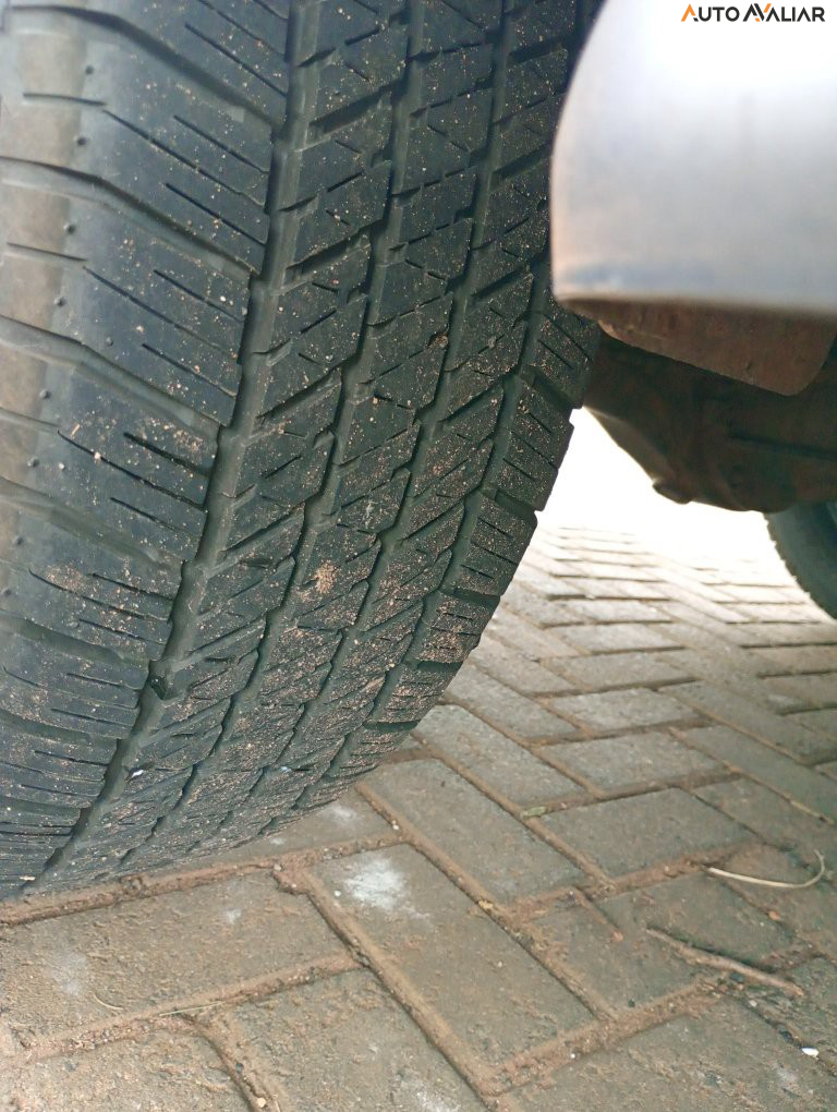 TOYOTA HILUX 2.8 D-4D TURBO DIESEL CD SRV 4X4 AUTOM&Aacute;TICO