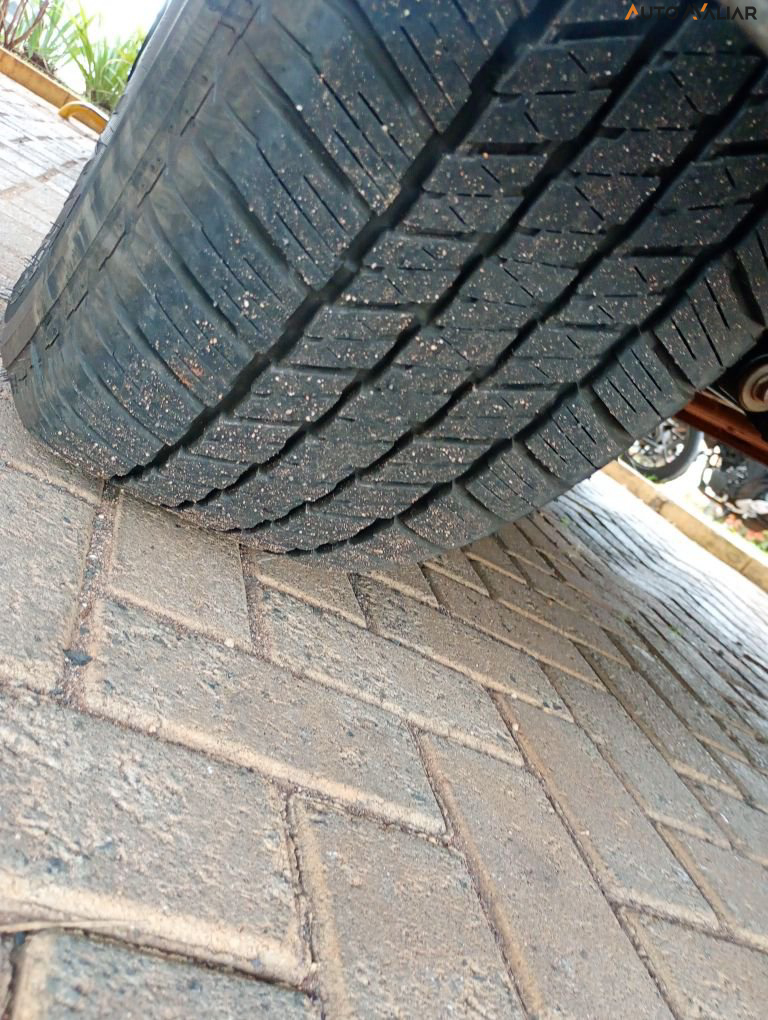 TOYOTA HILUX 2.8 D-4D TURBO DIESEL CD SRV 4X4 AUTOM&Aacute;TICO