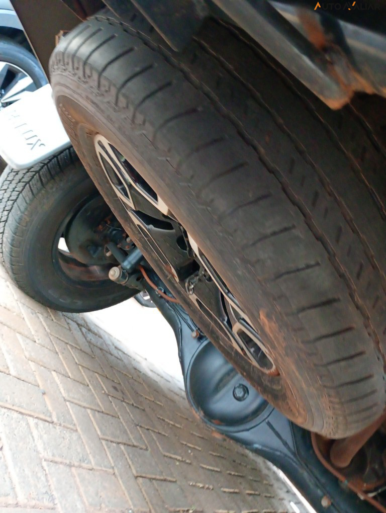 TOYOTA HILUX 2.8 D-4D TURBO DIESEL CD SRV 4X4 AUTOM&Aacute;TICO