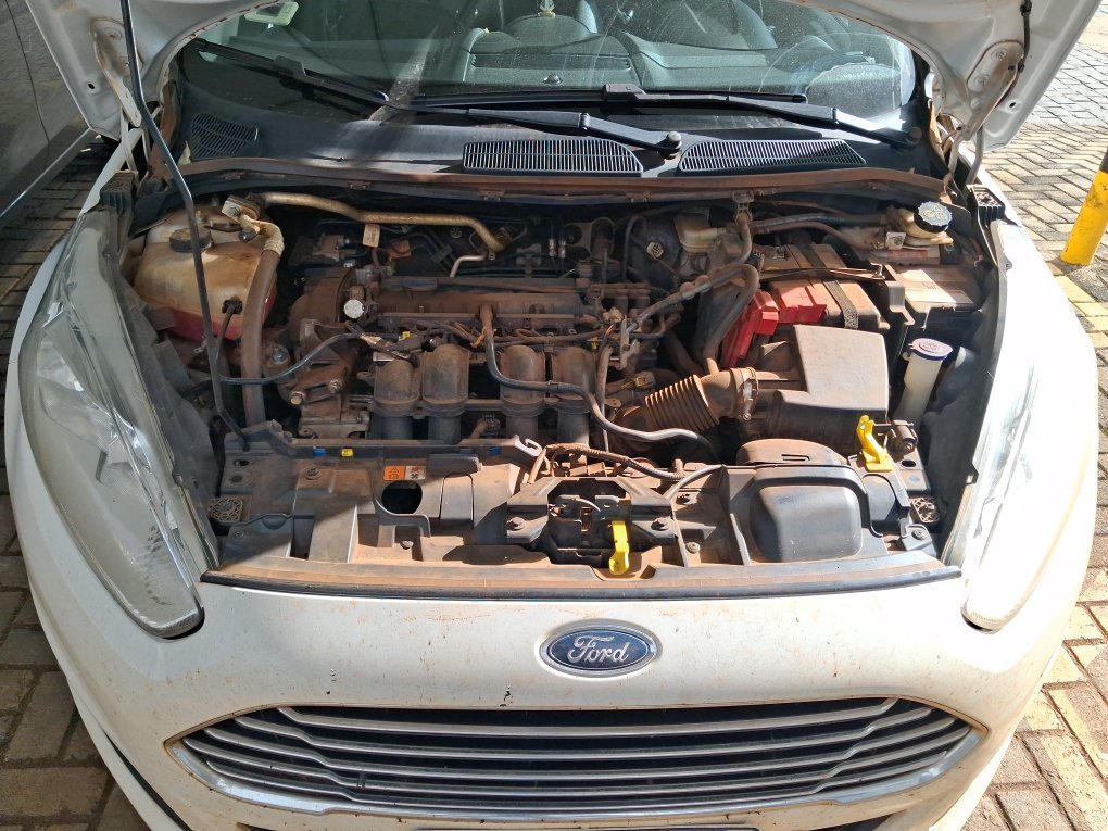 FORD FIESTA 1.6 TITANIUM HATCH 16V FLEX 4P POWERSHIFT