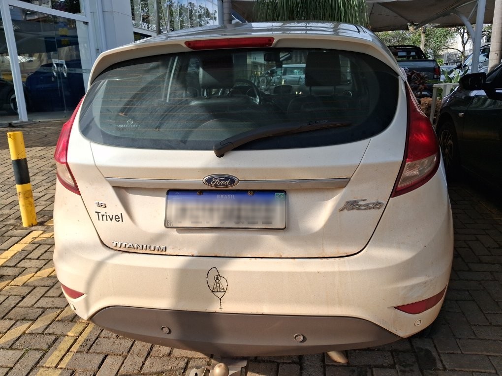 FORD FIESTA 1.6 TITANIUM HATCH 16V FLEX 4P POWERSHIFT