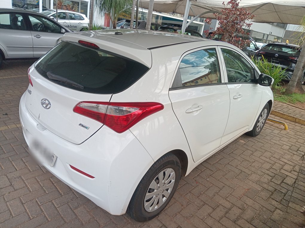 HYUNDAI HB20 1.0 COMFORT 12V FLEX 4P MANUAL