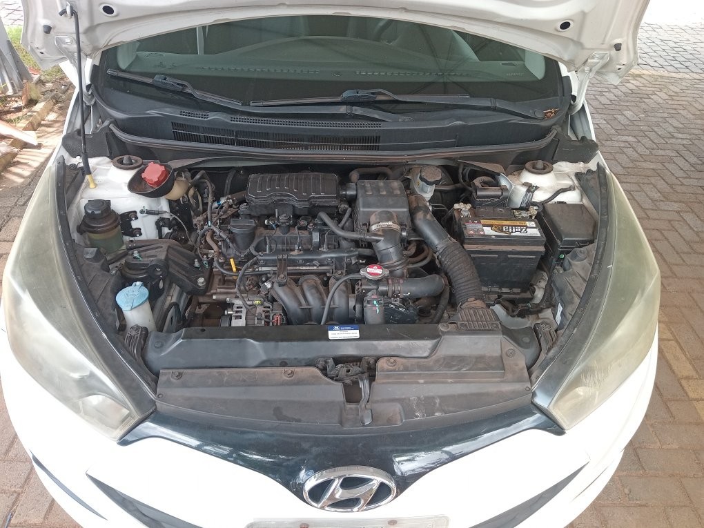 HYUNDAI HB20 1.0 COMFORT 12V FLEX 4P MANUAL