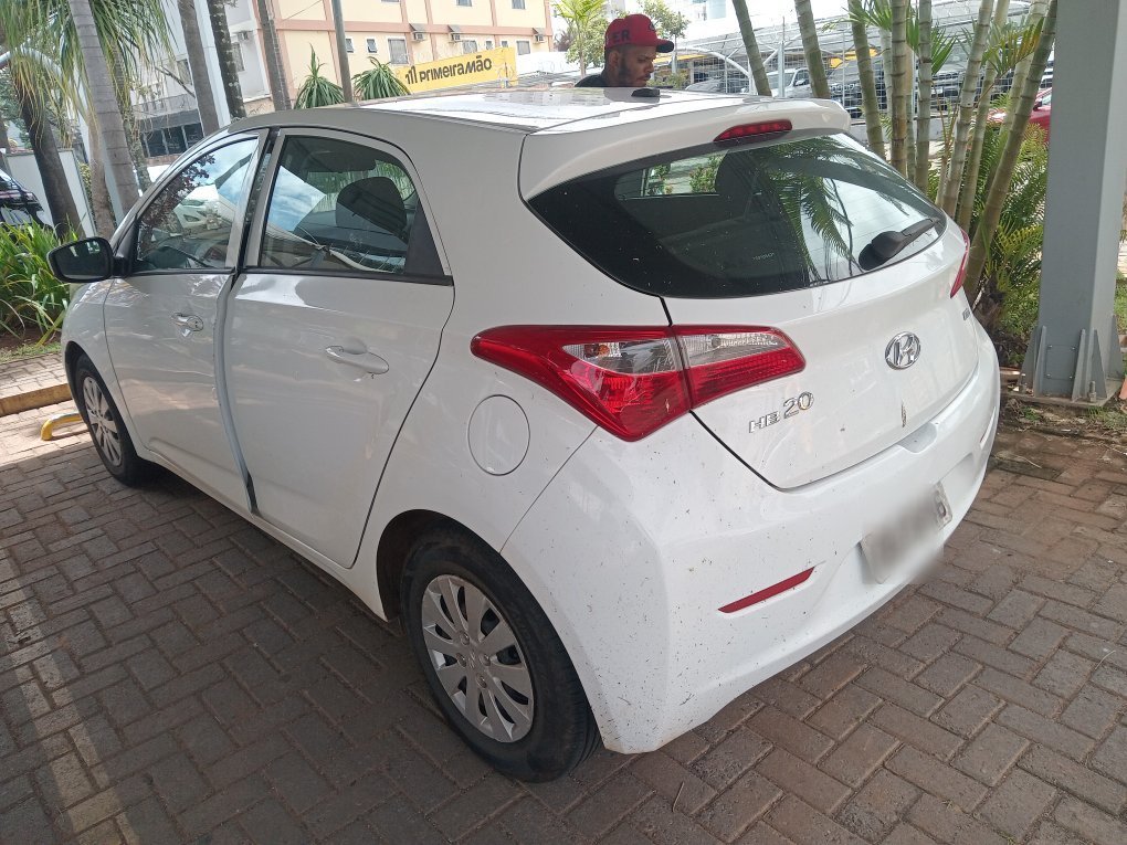 HYUNDAI HB20 1.0 COMFORT 12V FLEX 4P MANUAL