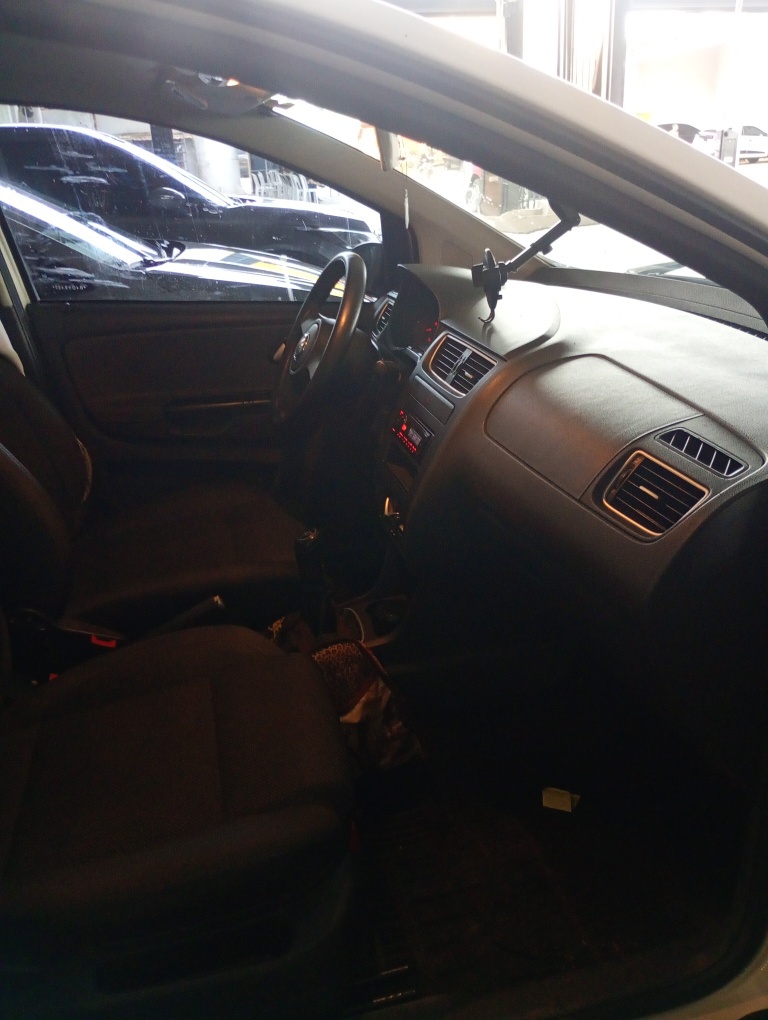 VOLKSWAGEN FOX 1.0 MI 8V FLEX 4P MANUAL