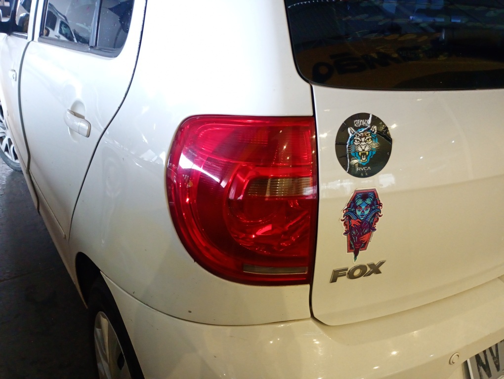 VOLKSWAGEN FOX 1.0 MI 8V FLEX 4P MANUAL