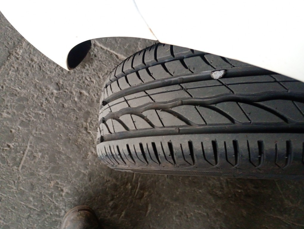 VOLKSWAGEN FOX 1.0 MI 8V FLEX 4P MANUAL