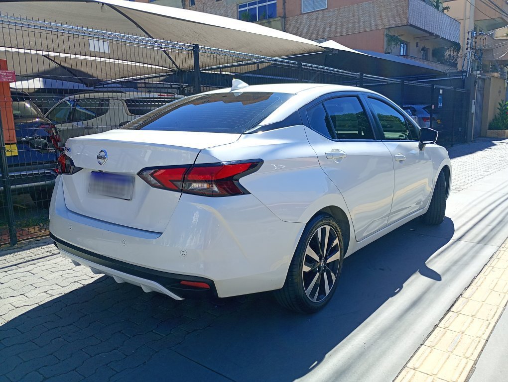 NISSAN VERSA 1.6 16V FLEX EXCLUSIVE XTRONIC