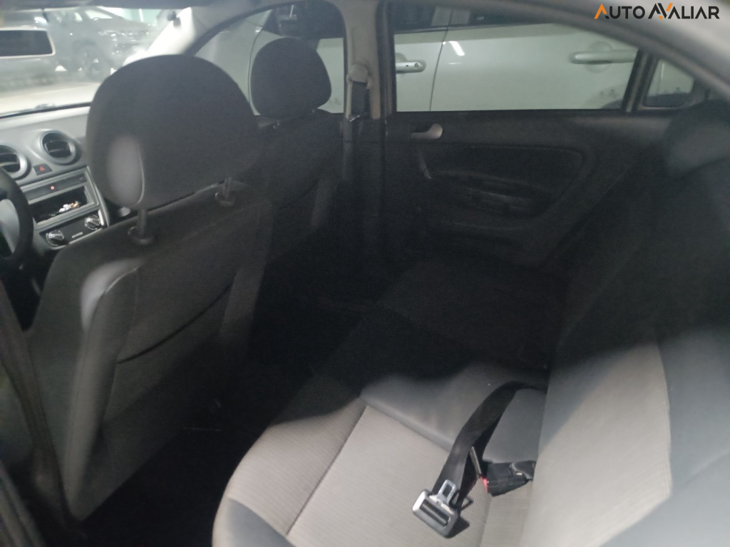 VOLKSWAGEN VOYAGE 1.0 MI 8V FLEX 4P MANUAL