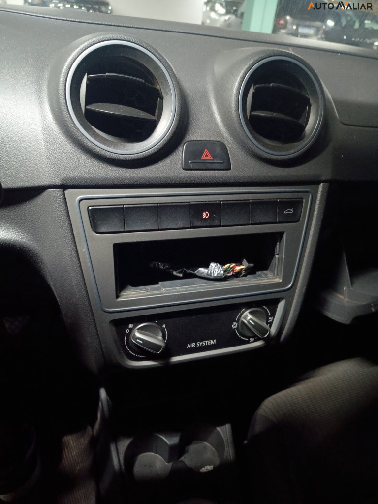 VOLKSWAGEN VOYAGE 1.0 MI 8V FLEX 4P MANUAL