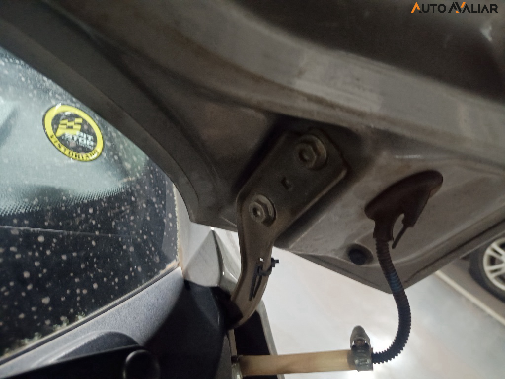 VOLKSWAGEN VOYAGE 1.0 MI 8V FLEX 4P MANUAL