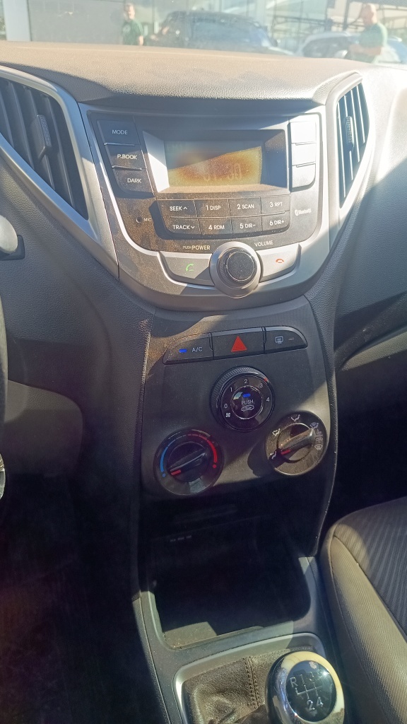 HYUNDAI HB20S 1.6 COMFORT PLUS 16V FLEX 4P MANUAL