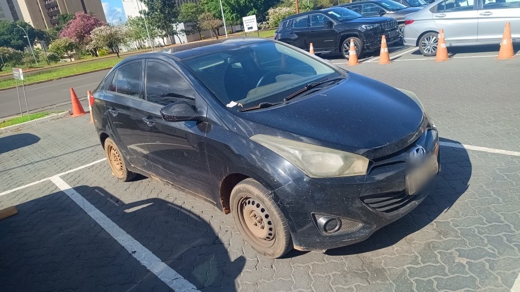 HYUNDAI HB20S 1.6 COMFORT PLUS 16V FLEX 4P MANUAL