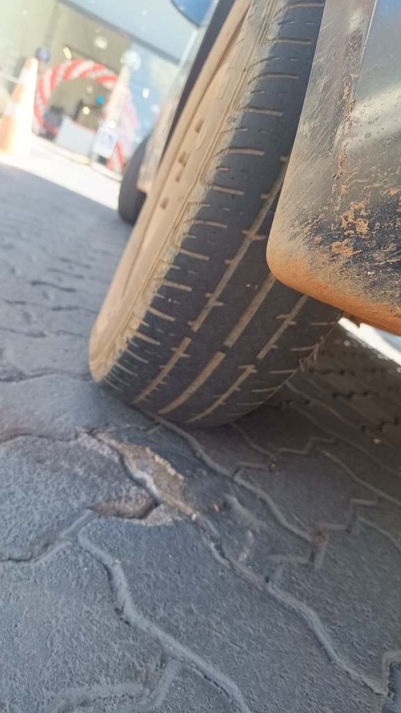 HYUNDAI HB20S 1.6 COMFORT PLUS 16V FLEX 4P MANUAL