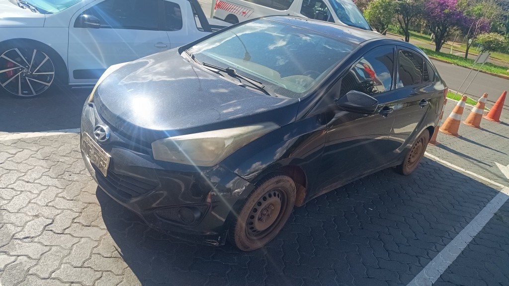 HYUNDAI HB20S 1.6 COMFORT PLUS 16V FLEX 4P MANUAL