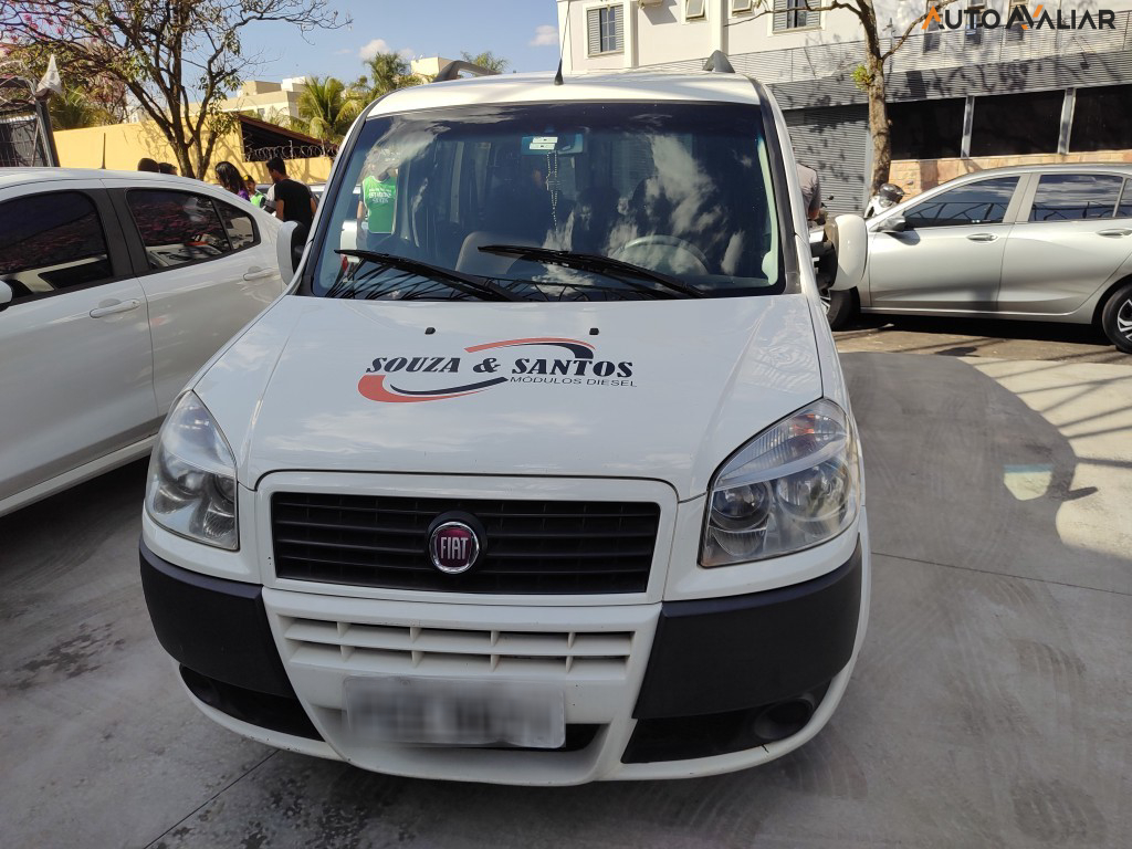 FIAT DOBLO 1.8 MPI ESSENCE 16V FLEX 4P MANUAL