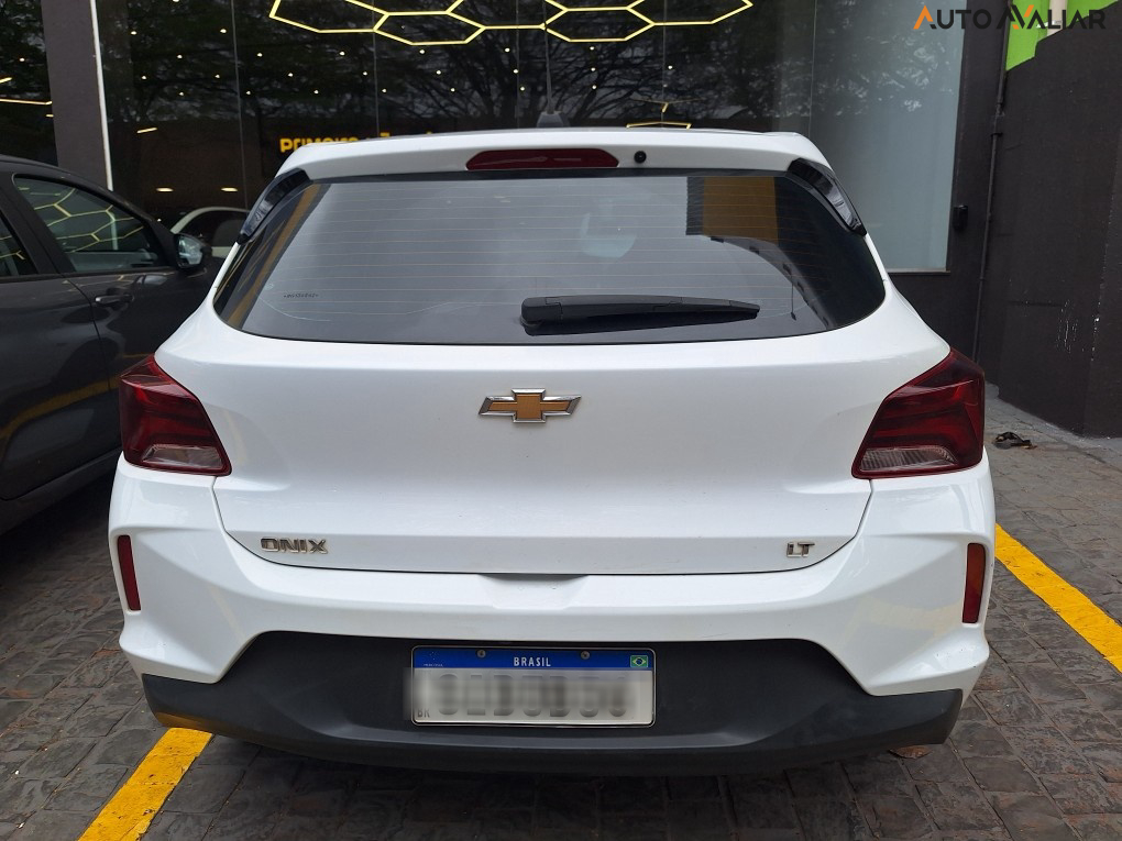 CHEVROLET ONIX 1.0 FLEX LT MANUAL