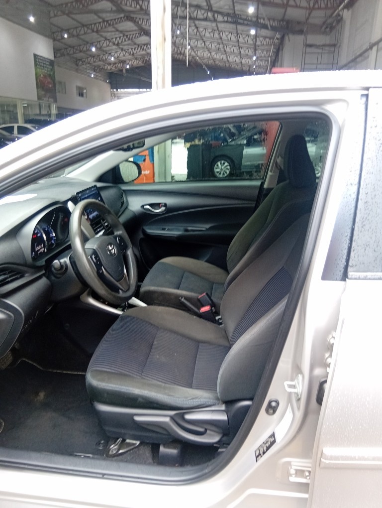 TOYOTA YARIS 1.5 16V FLEX SEDAN XL MULTIDRIVE