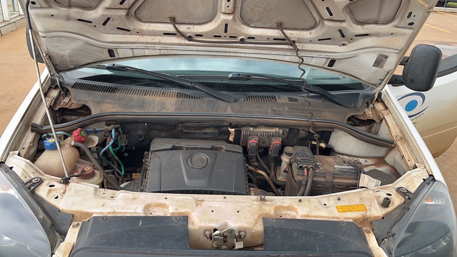 FIAT DOBLO 1.8 MPI CARGO16V FLEX 4P MANUAL
