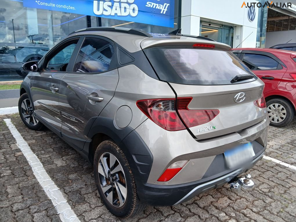 HYUNDAI HB20X 1.6 16V FLEX EVOLUTION AUTOM&Aacute;TICO