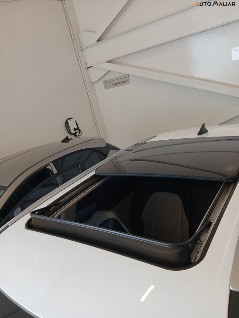 HYUNDAI CRETA 2.0 FLEX ULTIMATE AUTOM&Aacute;TICO