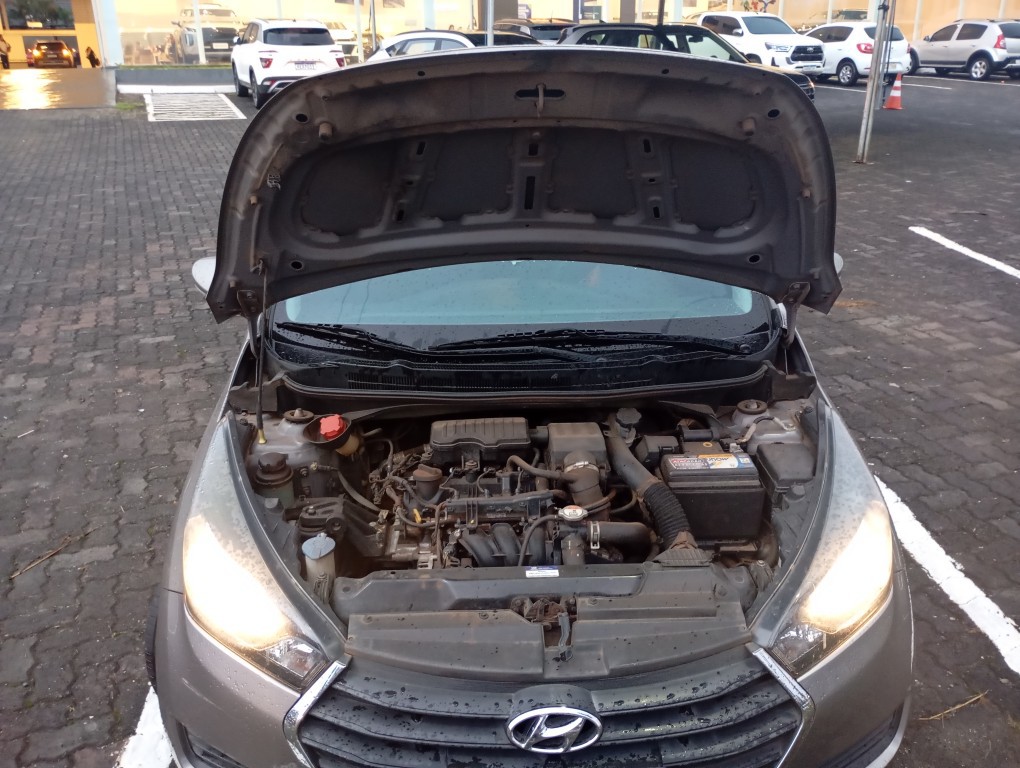 HYUNDAI HB20 1.0 COMFORT 12V FLEX 4P MANUAL