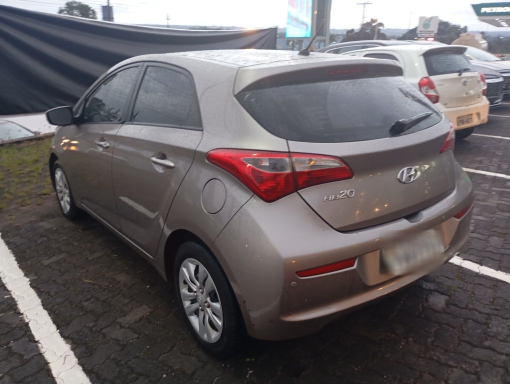 HYUNDAI HB20 1.0 COMFORT 12V FLEX 4P MANUAL