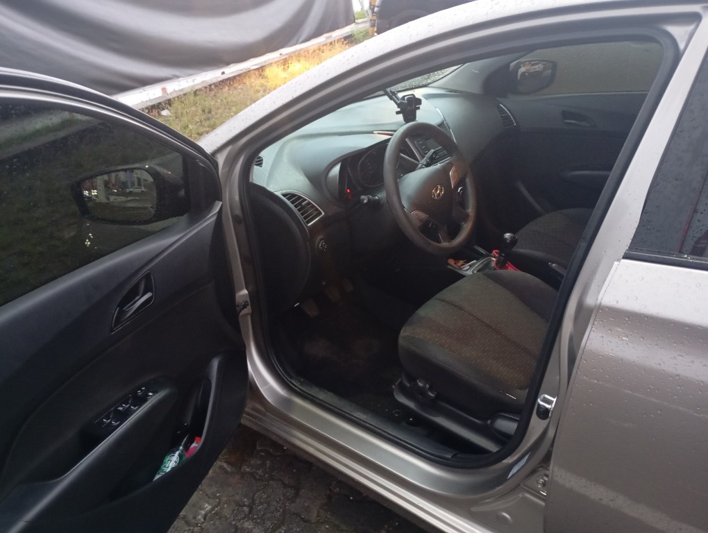 HYUNDAI HB20 1.0 COMFORT 12V FLEX 4P MANUAL