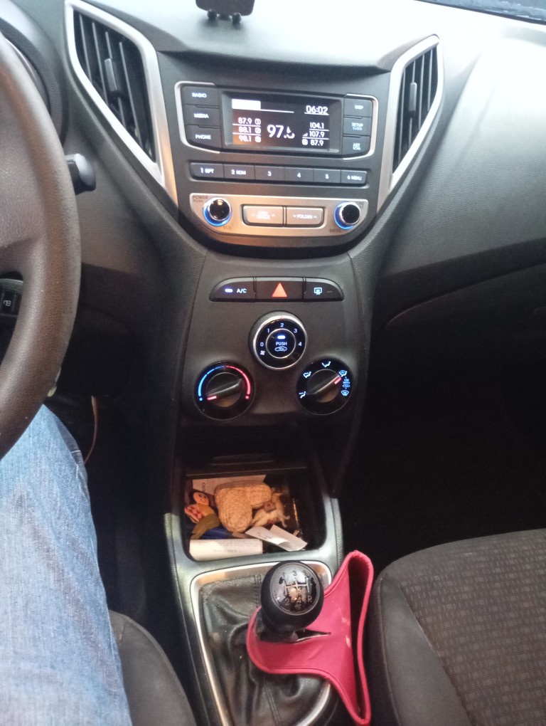 HYUNDAI HB20 1.0 COMFORT 12V FLEX 4P MANUAL