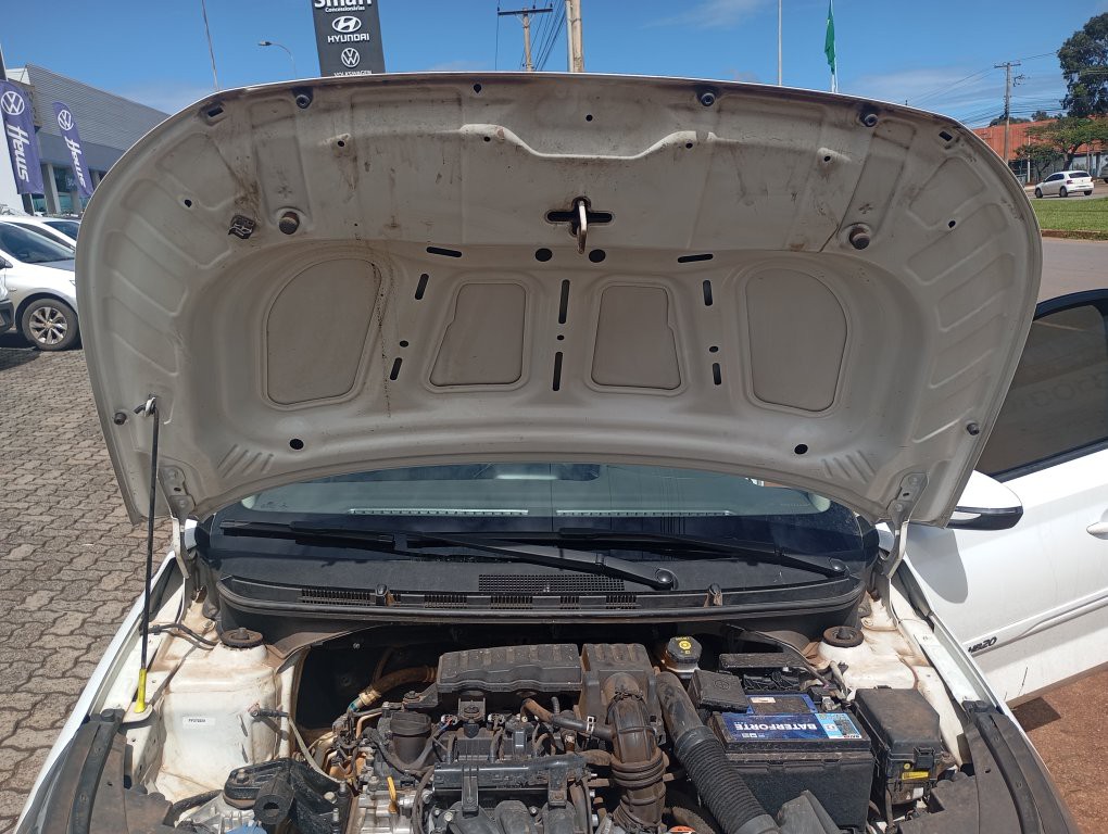 HYUNDAI HB20S 1.0 12V FLEX COMFORT MANUAL