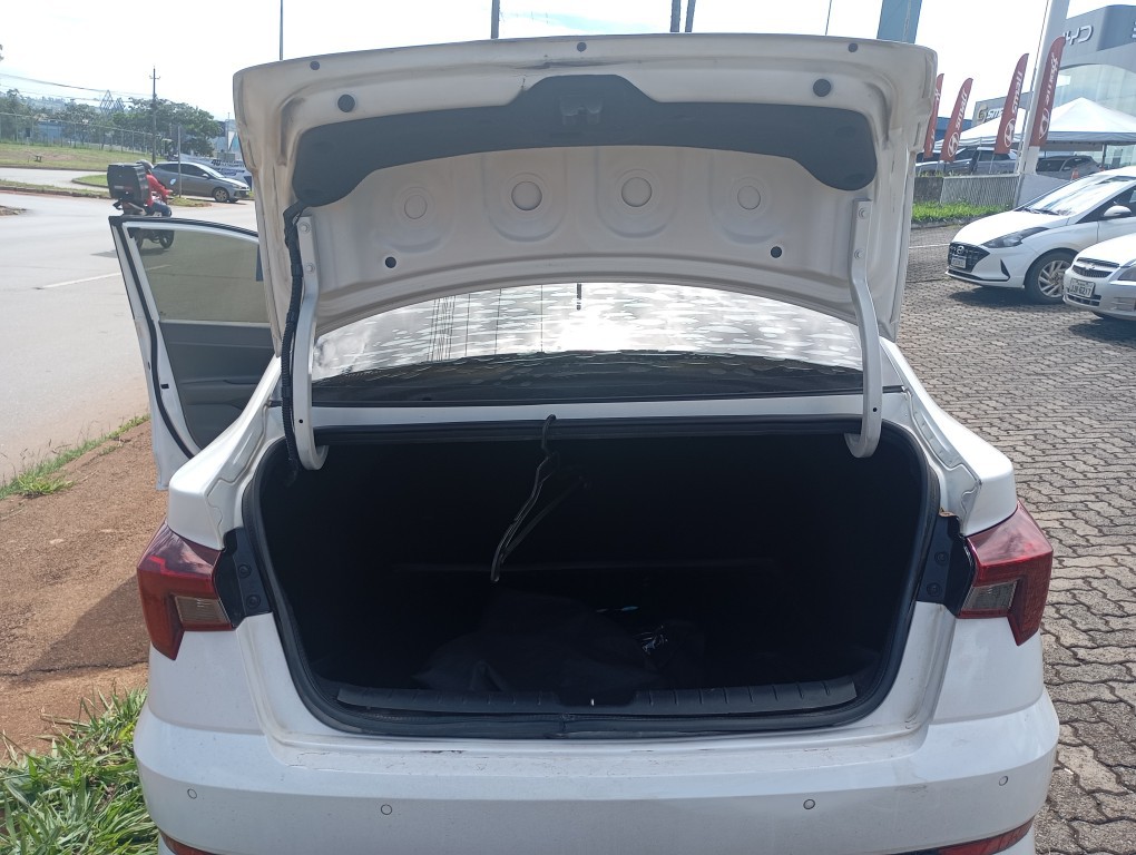 HYUNDAI HB20S 1.0 12V FLEX COMFORT MANUAL